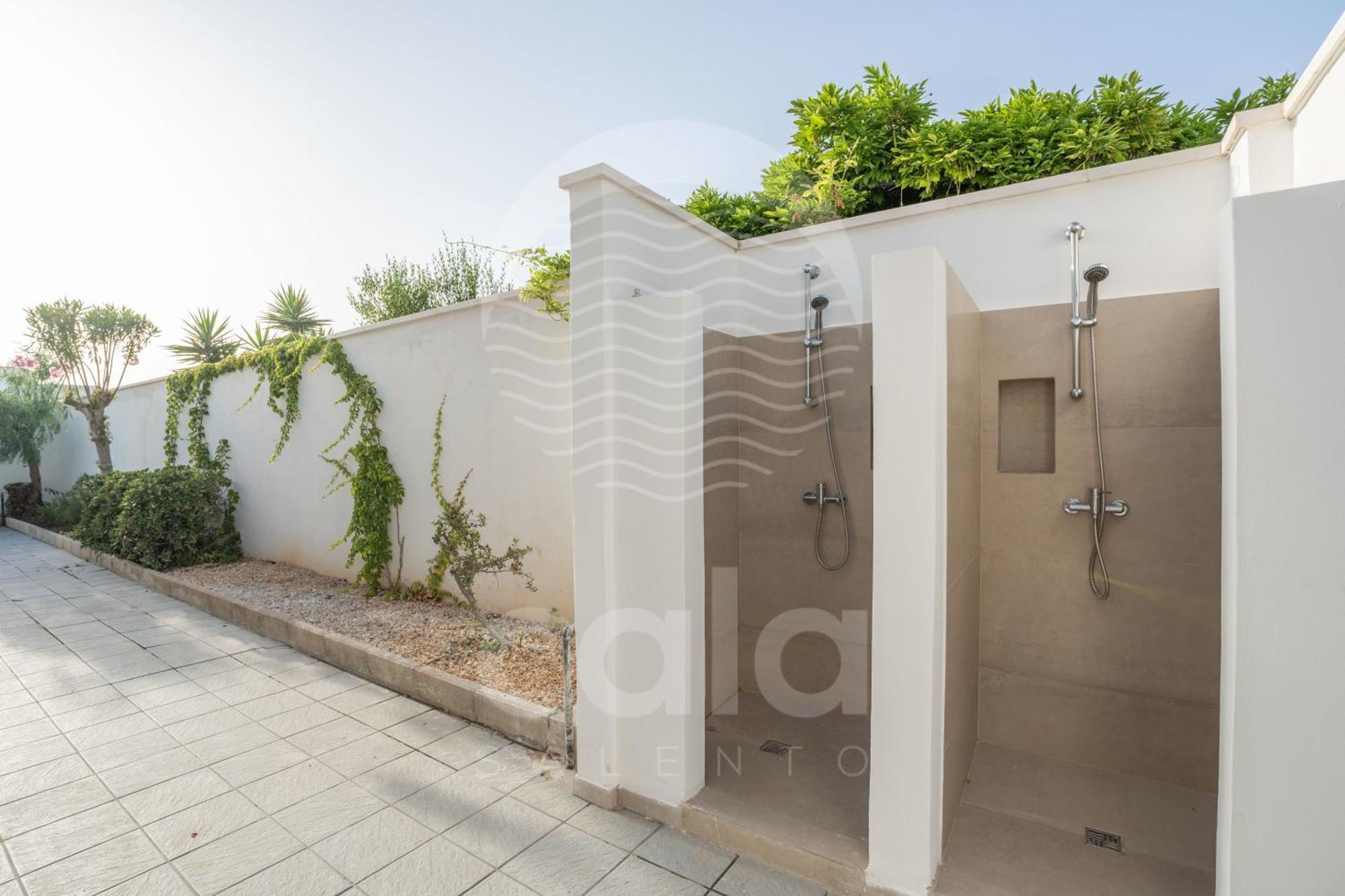 Villa Waterfront By Cala Salento Порто-Чезарео Екстер'єр фото